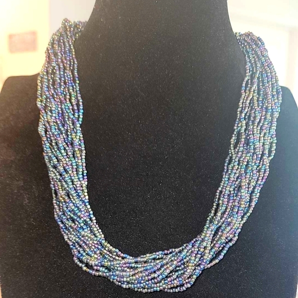 Beaded adjustable necklace - Picture 3 of 5